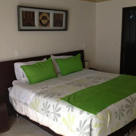 Hoteles Bogota Inn El Lago Country Zona Rosa Room photo