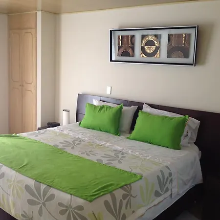 Hoteles Bogota Inn El Lago Country Zona Rosa Room photo